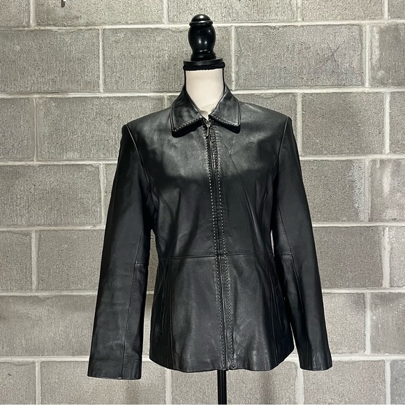 Modern Essentials Jackets & Blazers - Women’s Modern Essentials leather jacket.